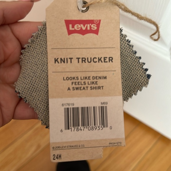 NWT LEVIS SOFT DENIM JACKET - Picture 4 of 4